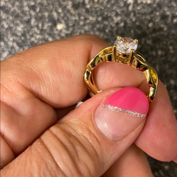 Bella Luce 1.35ctw White Diamond Simulant - Picture 15 of 16